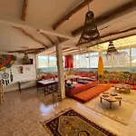 Happy Surf Hostel