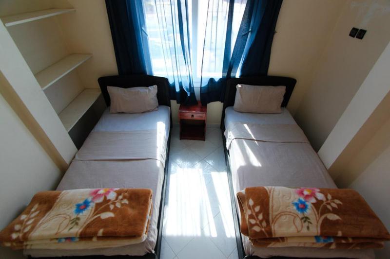 Happy Surf Hostel